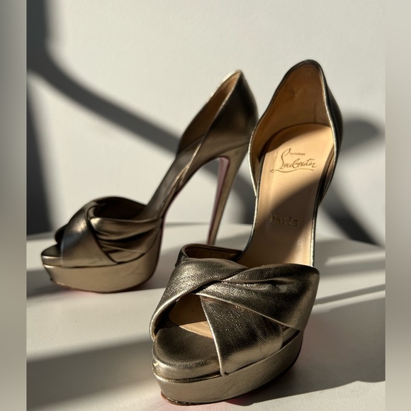 Beautiful Christian Louboutin Platform Heels - Picture 5 of 5